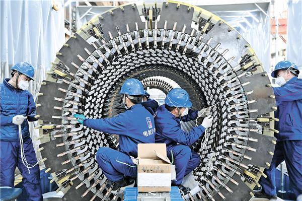 在嚴(yán)格開展疫情防控工作的同時,加緊生產(chǎn),保障重點項目產(chǎn)品完成進度